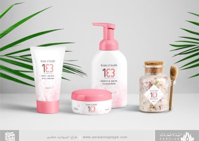طراحی لوگوتایپ محصولات آرایشی و زیبایی 133 - لوگو روی نمونه محصولات
